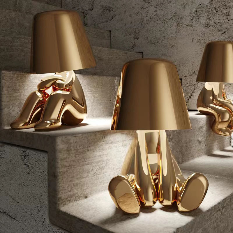 VILEKO Golden Man Tischlampe