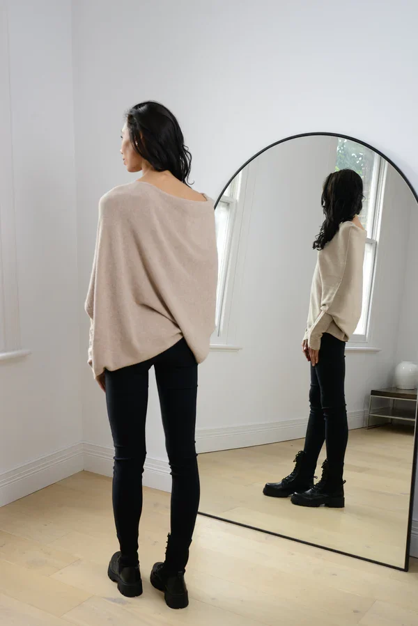 VILEKO Asymmetrisch Drapierter Pullover